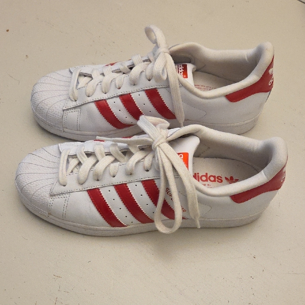 Adidas Superstar Classic White and Red Stripe Sz 9 - Picture 3 of 7